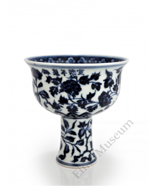 1482 A Ming b&W stem cup with scrolling flowers